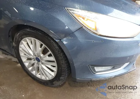 2018 Ford Focus Titanium из США, поврежденный, VIN 1FADP3N29JL242428